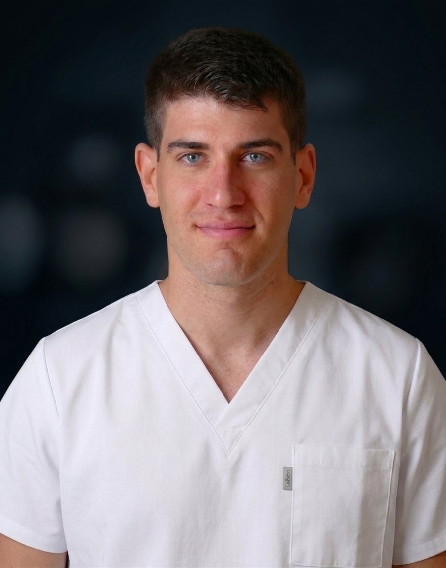 Lorenzo Cavallaro, physiotherapist and founder of PhysioGrow